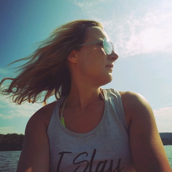 Meet your Posher, Denise - Picture 1 of 1